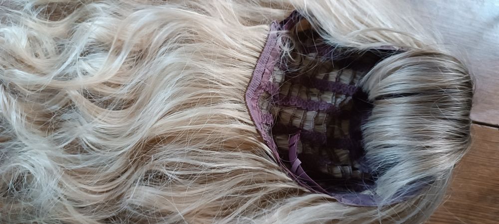 Продам новый парик.