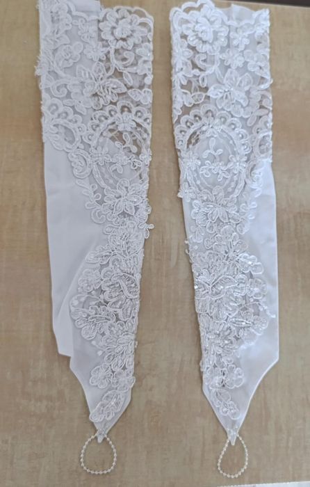 Свадебное платье. Очень красивое. Пышное.