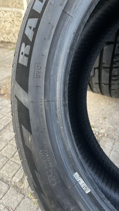 Комплект нови летни гуми 245 45 18 за BMW