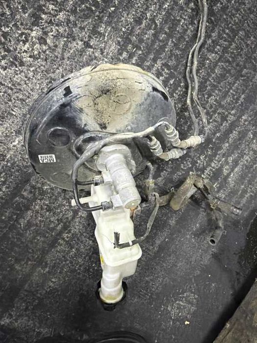 Вакуум с главным тормозным цилиндром на Hyundai Sonata LF 2018 год