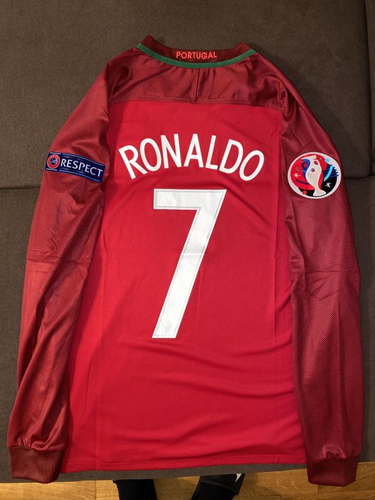 Футболни екипи на Кристиано Роналдо - Реал М и Португалия