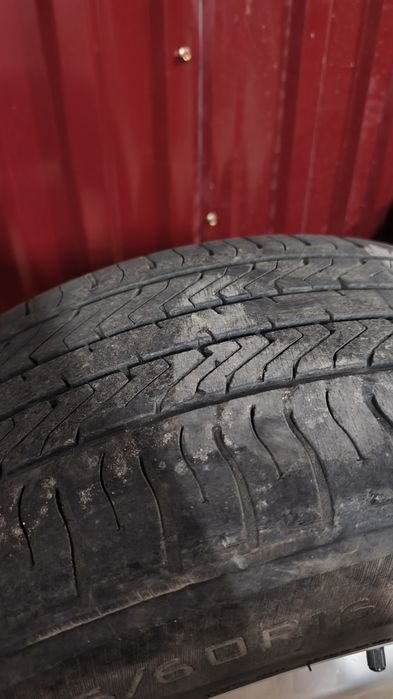 Triangle 215x60xR16 95H