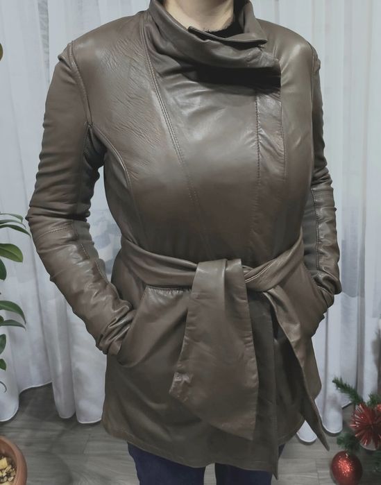 Geaca de piele naturala