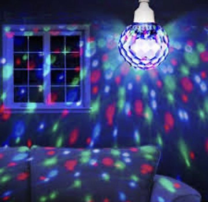 Lampă Disco LED cu rotație 360°