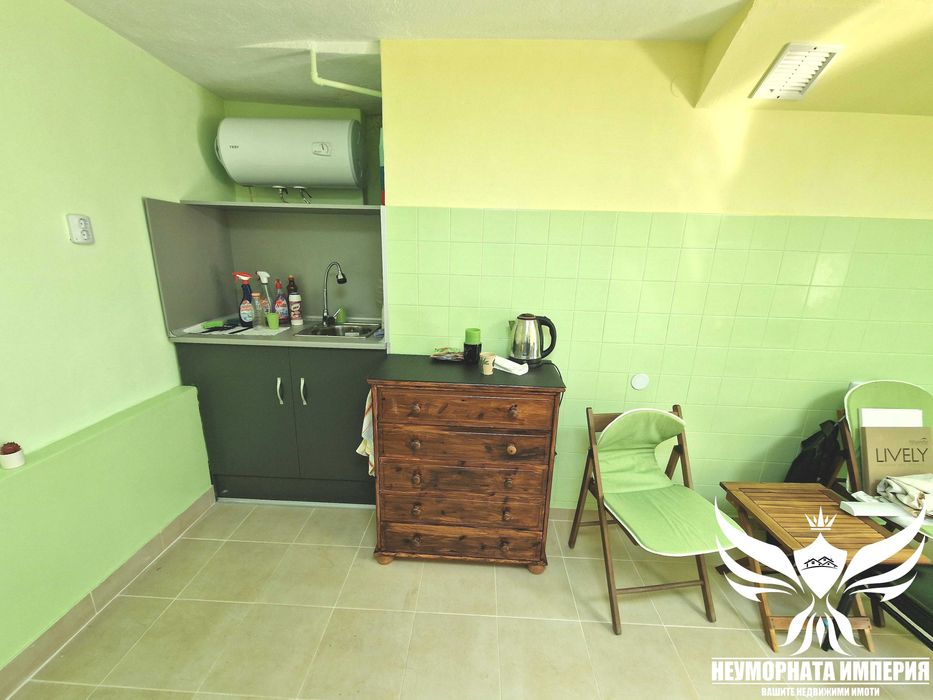 Дава се под наем Магазин в Асеновград - 21 кв.м за 205 € - Снимка #3