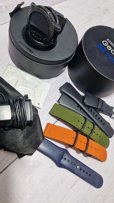 Samsung Galaxy Gear S3 Frontier - смарт часы