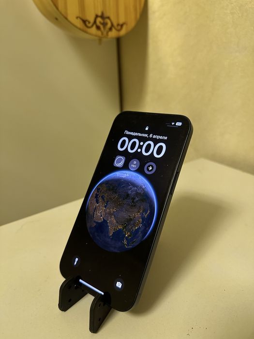 Продаётся iPhone 13 256 гб