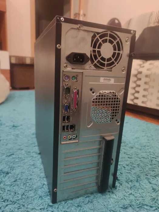 Unitate PC cu Windows 10/HDD500