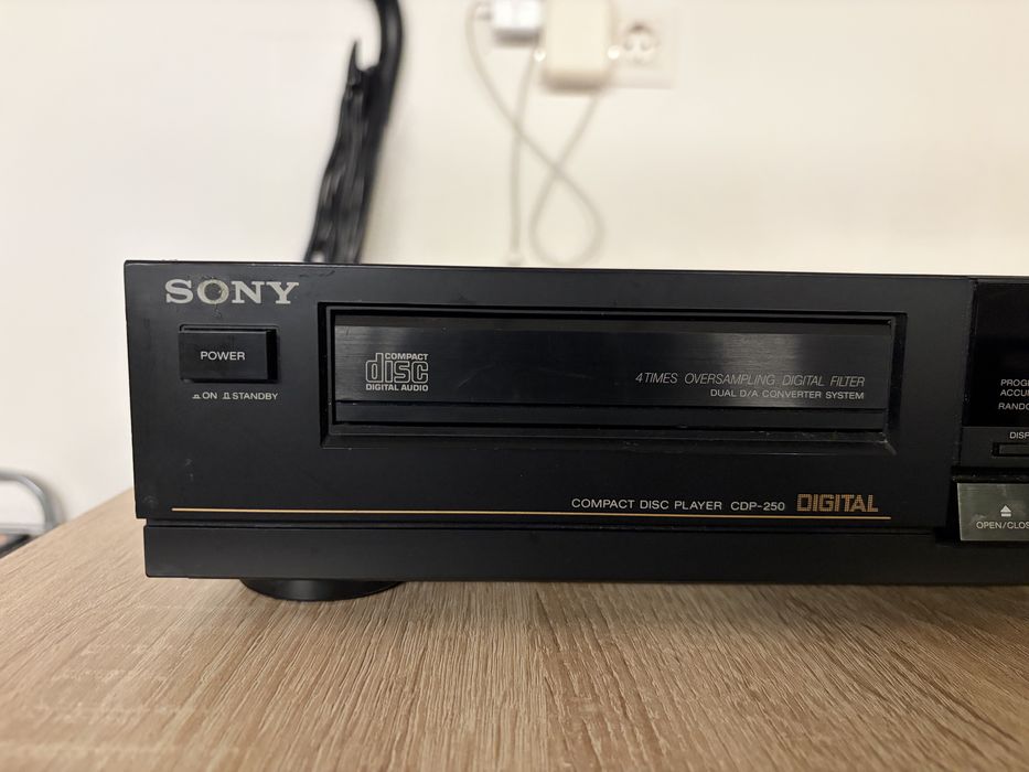 Amplificator Sony F606-ES+CD Player CDP 250
