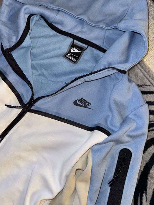 Nike tech Baby Blue
