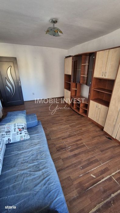 Apartament 3 Camere| 2 Bai | Decomandat |67mp |Etaj 3/4| Mercur-Cetate