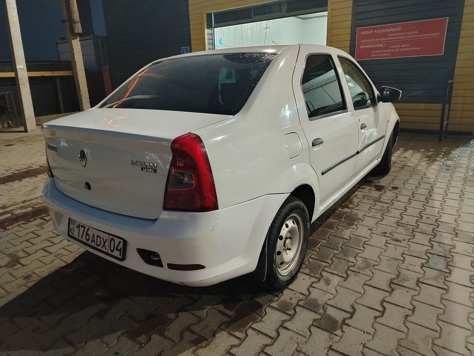 Рено логан 12 год
