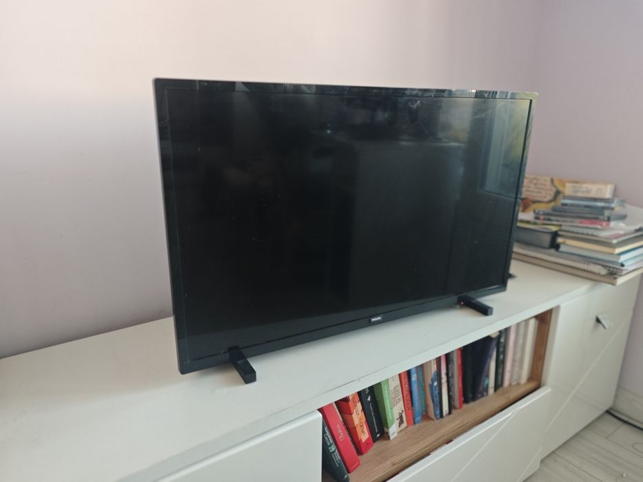 Телевизор Philips 32PHS6605/12, 32" (80 см), Smart, HD, LED
