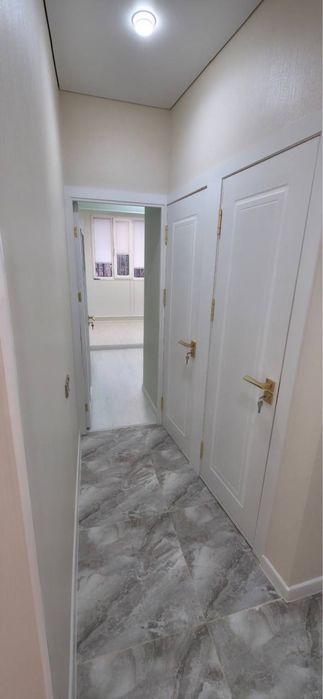 Срочно продажа квартиру Массив Феруза. 2в3/2/4 балкон 2/6