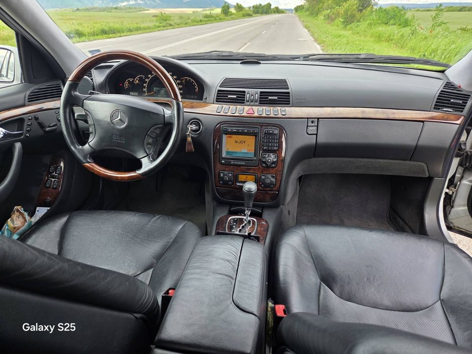 Mercedes Benz S320