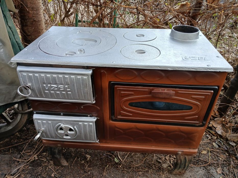 Soba pe lemne si carbune .