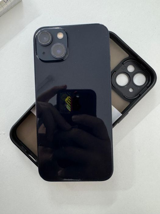 Продам Iphone 13 dual sim