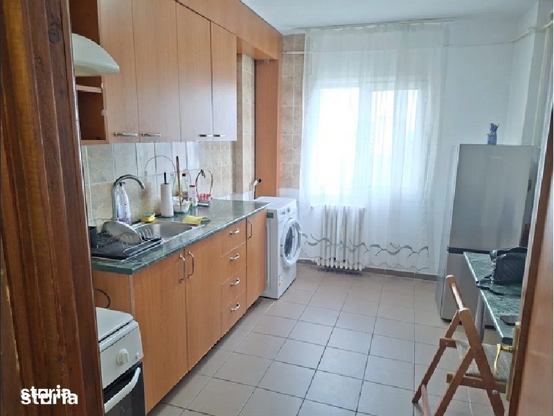 Apartament 2 camere de inchiriat : Republicii-Libra Bank