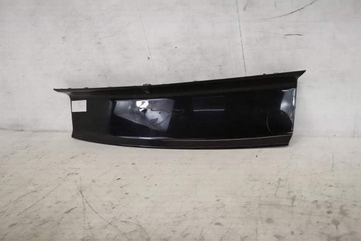 Форд Мустанг / Ford Mustang Оригинален панел за багажник с място за ка