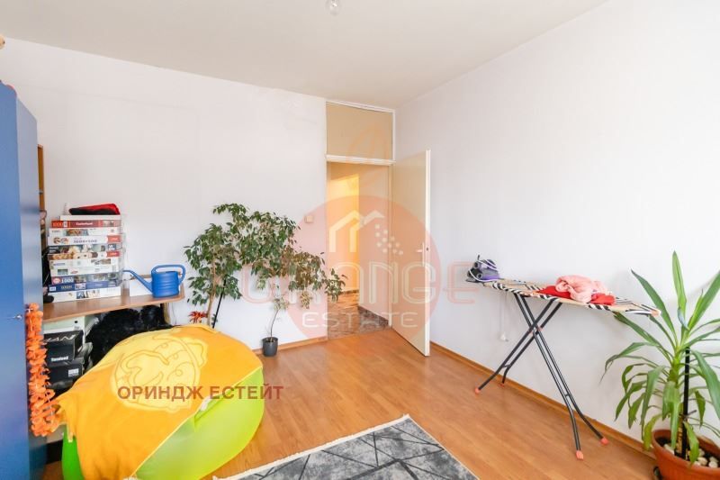 Продава се Тристаен апартамент в София, Обеля 1 - 89 кв.м за 2079 €/кв.м - Снимка #9