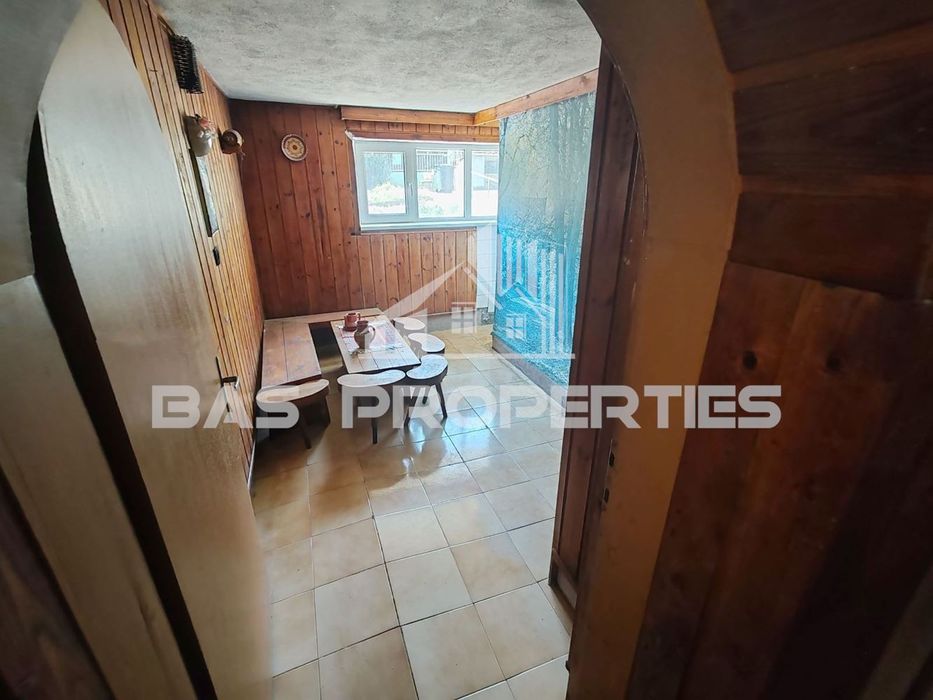 Продава се Къща в с. Петърч, Област София-област - 130 кв.м за 1808 €/кв.м - Снимка #10