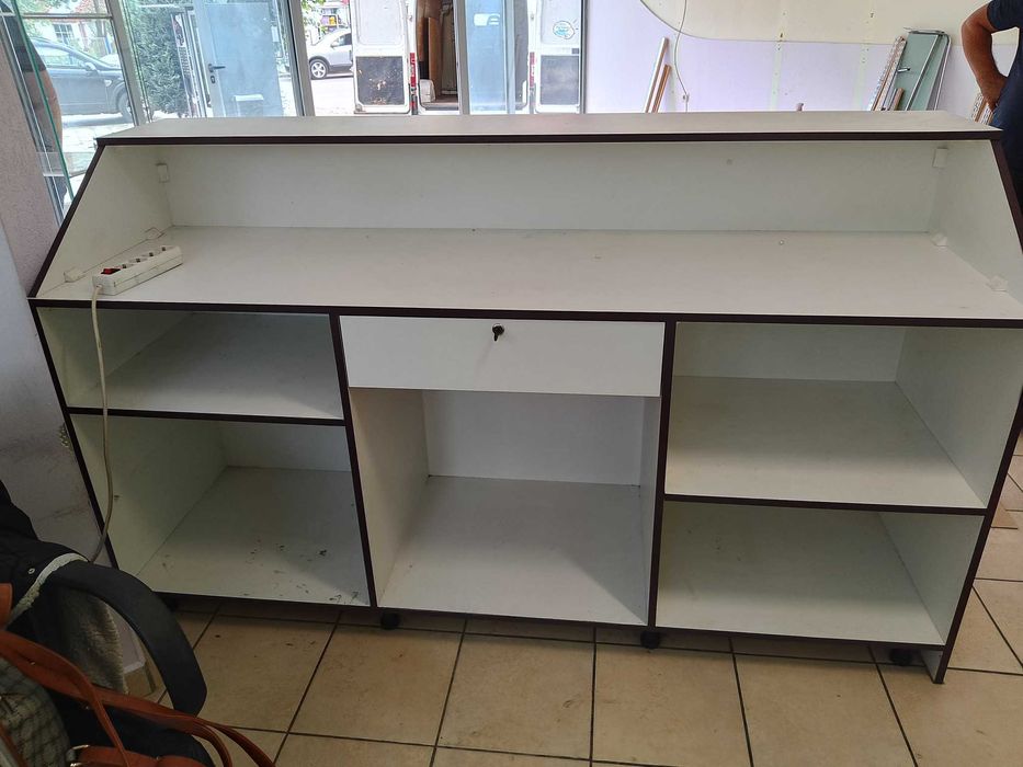 Оборудване за магазин в перфектно състояние