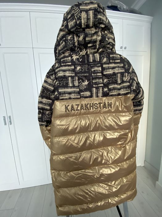 Пуховик ,куртки зимние