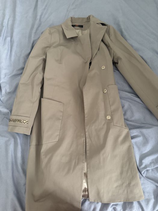 Продам платья новые