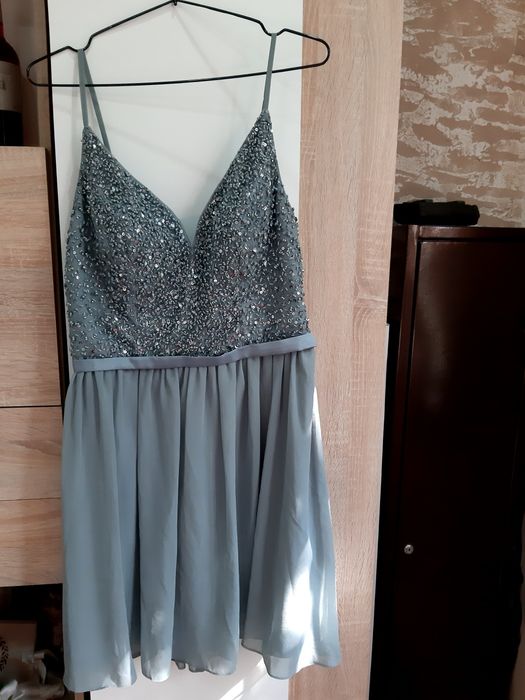 Къса рокля Laona