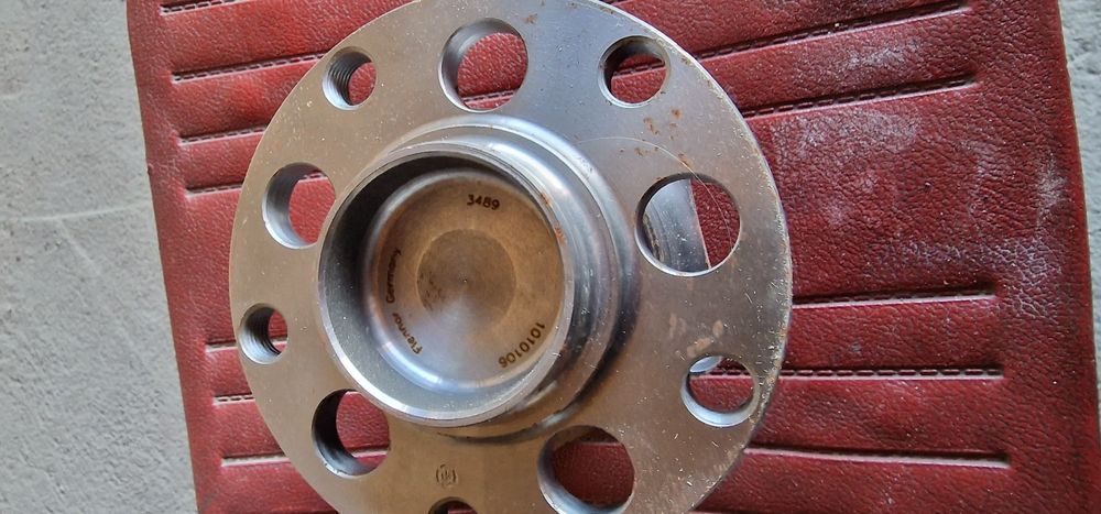 Ступица в сборе, с абс.