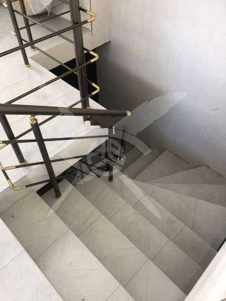Дава се под наем Магазин в Пловдив, Каменица 1 - 180 кв.м за 1196.97 € - Снимка #2
