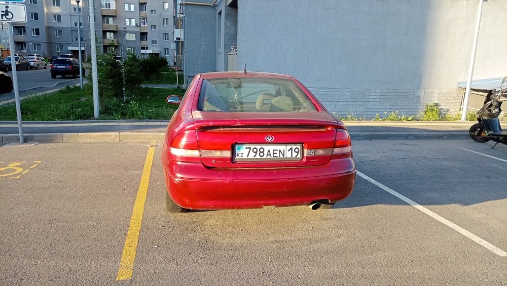 Мазда кронос 1994