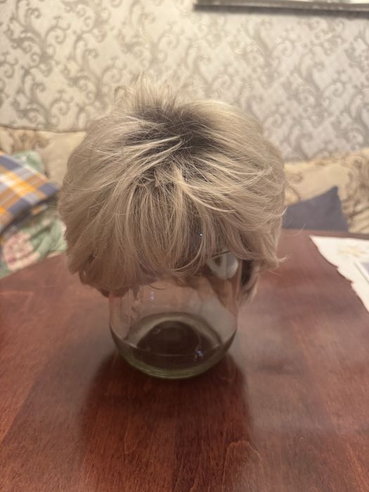 Продам парик новый