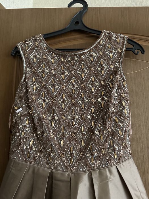 Платье вечернее