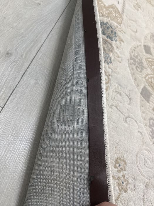 Ковер белый для дома