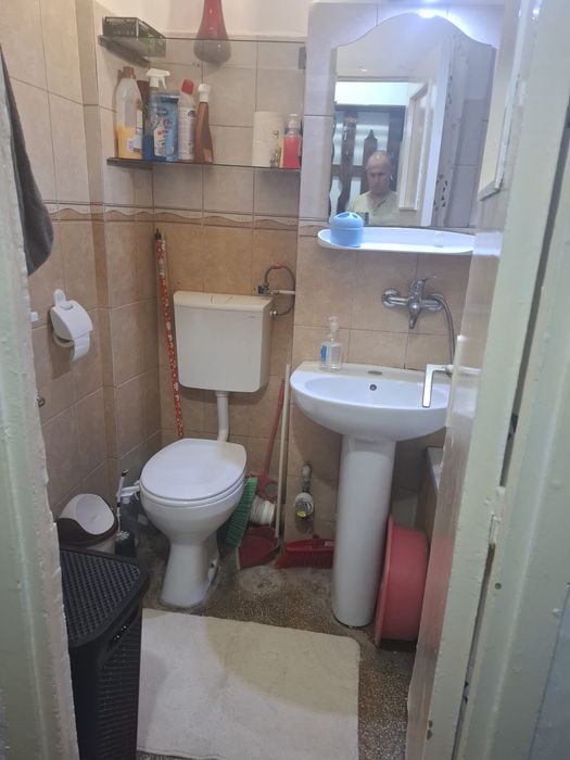 Inchiriez apartament 2 camere