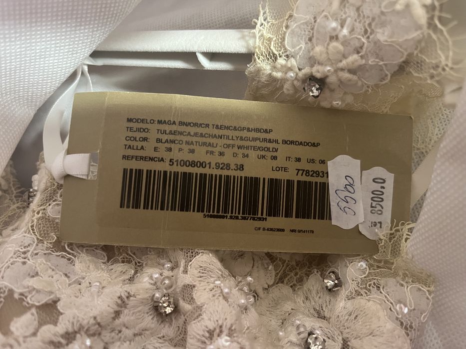 Rochie de mireasa PRINȚESA cu trena St Patrick Barcelona mărime 36-38