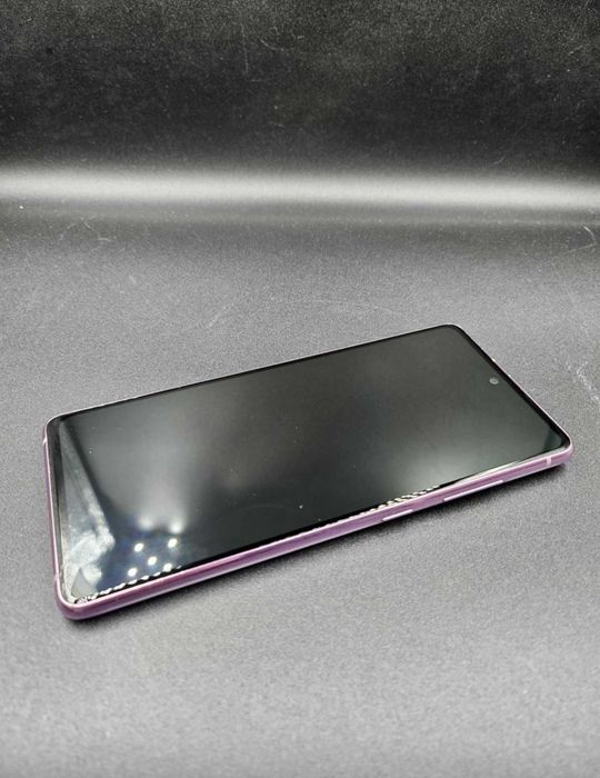 Samsung S20 FE st bună