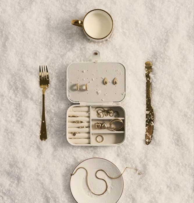 Кутия за бижута от имитация на кожа