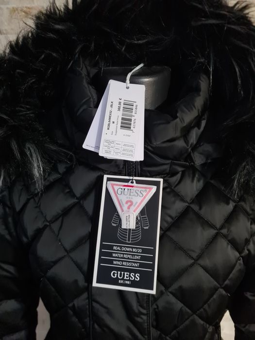 Дълго пухено яке Guess