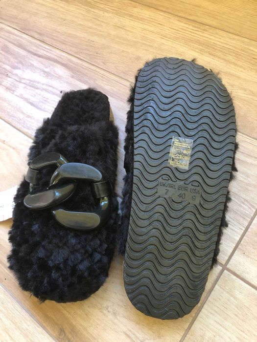 Дамски чехли с пух