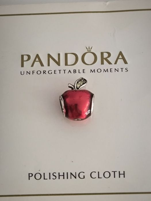 Charm Pandora Măr