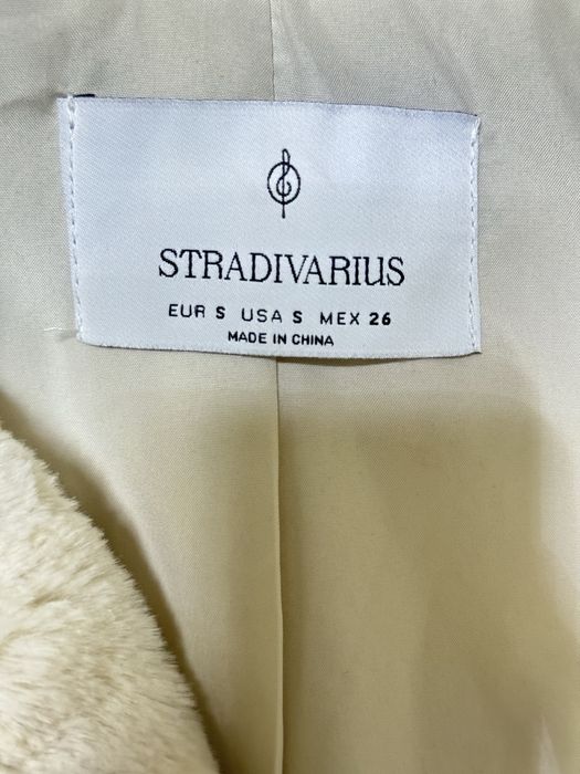 Шуба Stradivarius