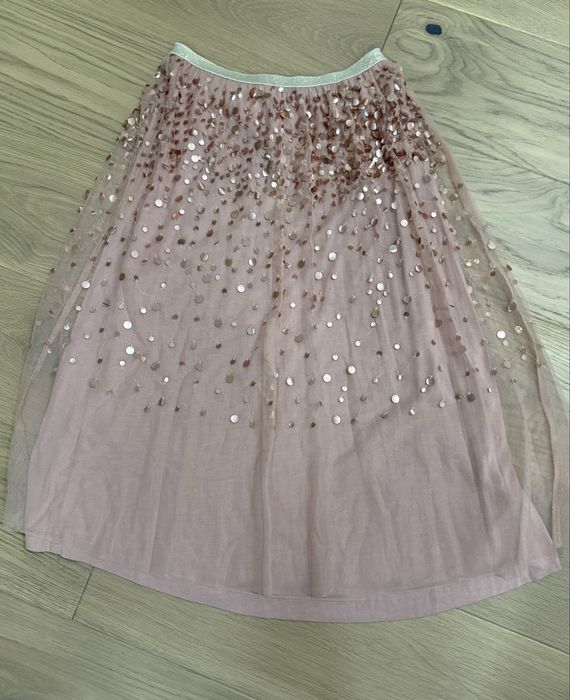 Розовая юбка с пайетками