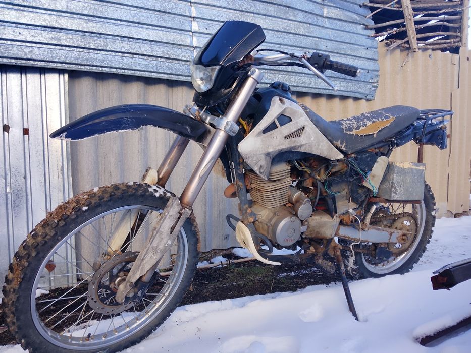 Мотоцикл эндуро 06