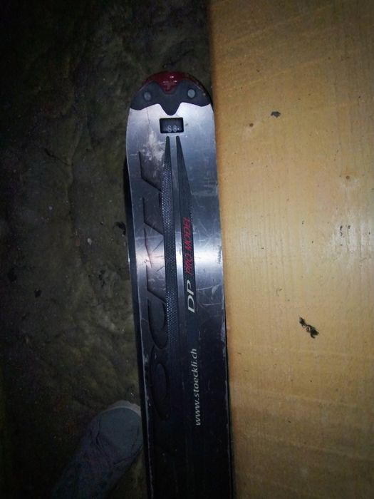 Vand skiuri Stockli si Rossignol