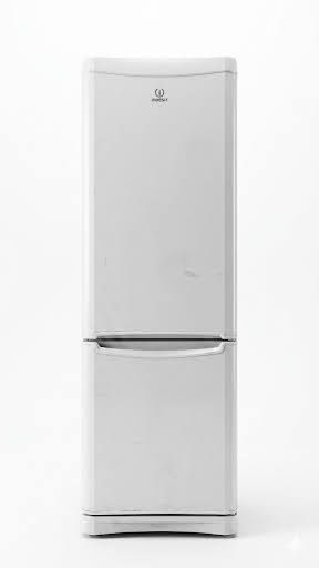 Холодильник Indesit