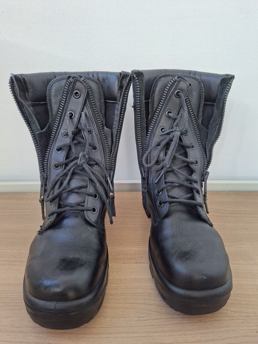 Bocanci 41, piele, bombeu metalic