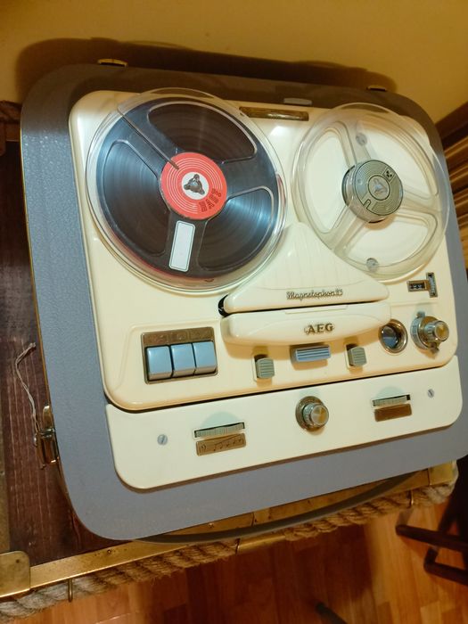 Telefunken m 85 restaurat de expozitie