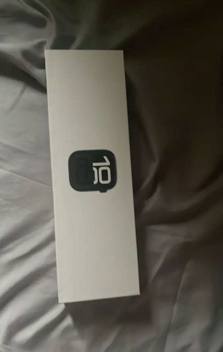 Часы Apple Watch 10